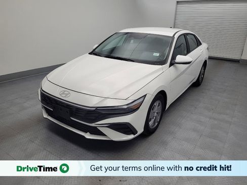 Used 2024 Hyundai Elantra SE FWD image 1