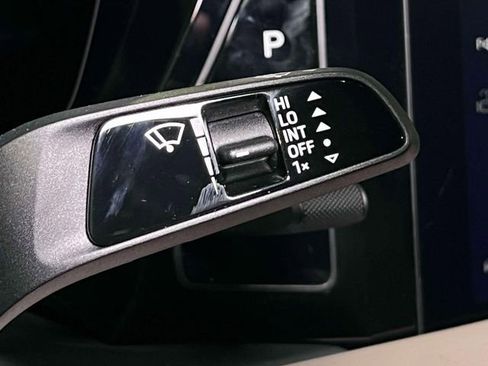 New 2026 Porsche Macan 4 Electric image 48