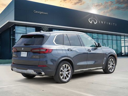 Used 2021 BMW X5 xDrive45e w/ Premium Package 2 image 4