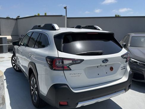 Used 2024 Subaru Outback Touring XT AWD/4WD image 4