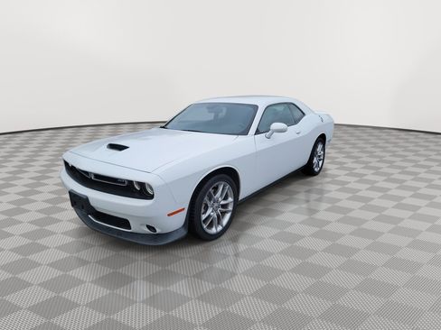 Used 2023 Dodge Challenger GT image 4