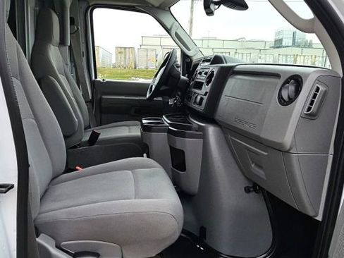 Used 2026 Ford E-350 and Econoline 350 Super Duty w/ Power Equipment Group image 15