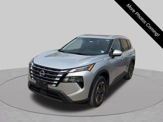 Used 2024 Nissan Rogue SV w/ SV Premium Package AWD/4WD video 1
