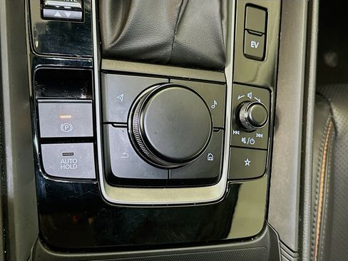 Used 2025 MAZDA CX-50 AWD 2.5 Hybrid w/ Premium Pkg image 26