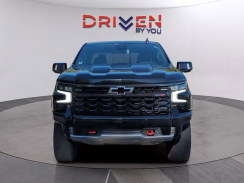 Used 2022 Chevrolet Silverado 1500 ZR2 image 8