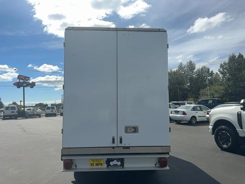 Used 2023 Ford E-350 and Econoline 350 Super Duty w/ Power Windows & Locks Group RWD image 4