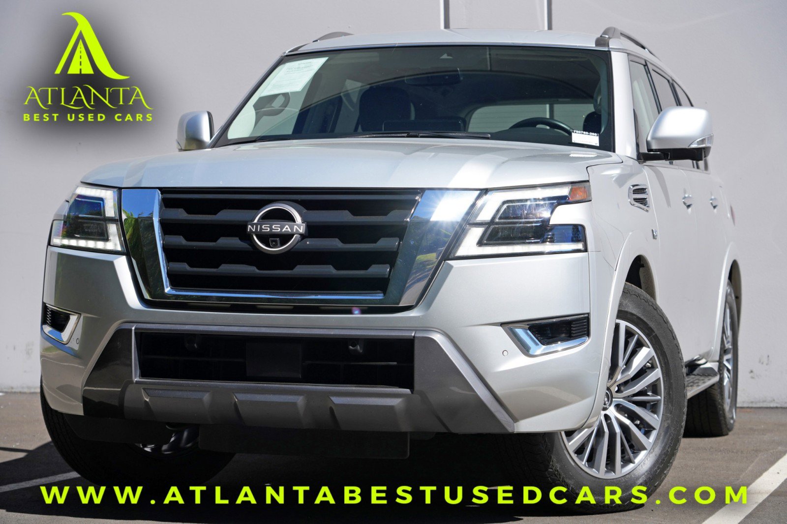 Used 2021 Nissan Armada SL w/ Captain's Chairs Package AWD/4WD image 1