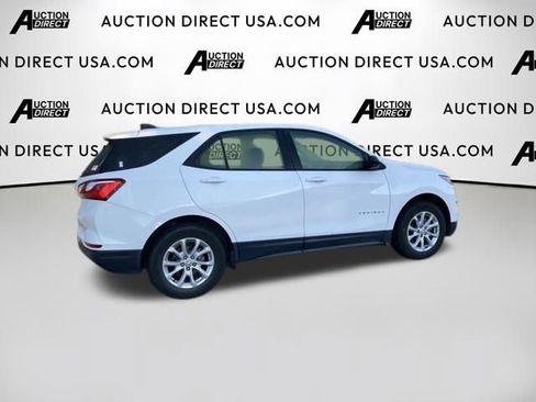 Used 2019 Chevrolet Equinox LS FWD image 16