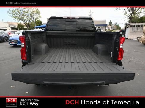 Used 2020 Chevrolet Silverado 1500 High Country w/ Technology Package image 22