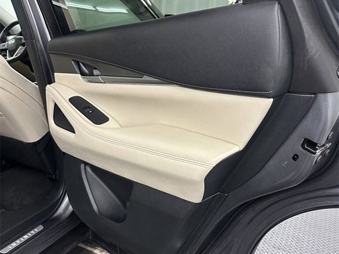 Used 2023 INFINITI QX60 Luxe image 40