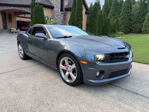 Used 2011 Chevrolet Camaro SS w/ RS Package RWD image 4