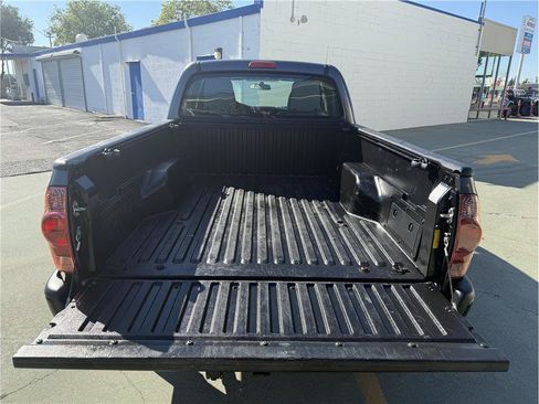 Used 2013 Toyota Tacoma 2WD Access Cab image 15