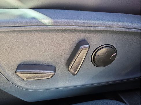 New 2026 Ford Maverick Lobo AWD/4WD image 15