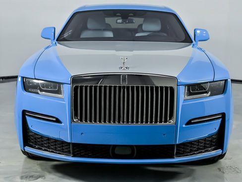 Used 2023 Rolls-Royce Ghost image 5