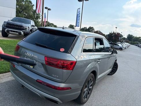Used 2017 Audi Q7 3.0T Premium Plus AWD/4WD image 9