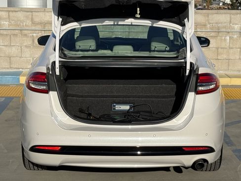 Used 2018 Ford Fusion Energi Platinum image 14