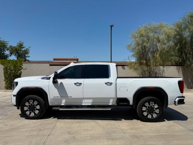 Used 2024 GMC Sierra 2500 Denali w/ Denali Reserve Package AWD/4WD image 5