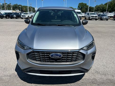 Used 2023 Ford Escape Active w/ Tech Pack #1 FWD image 2