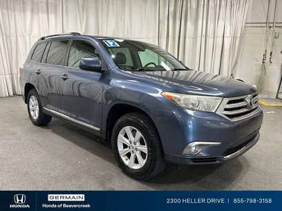 Used 2012 Toyota Highlander SE w/ Tow Pkg