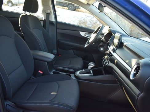 Certified 2023 Kia Forte LXS w/ LXS Technology Package image 12