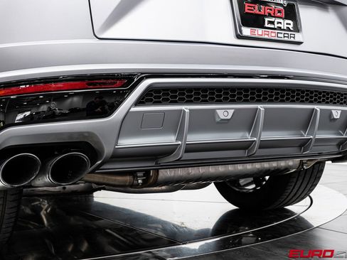 Used 2019 Lamborghini Urus image 19