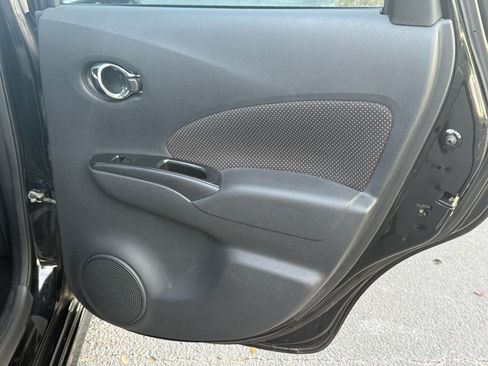 Used 2017 Nissan Versa Note SR image 25