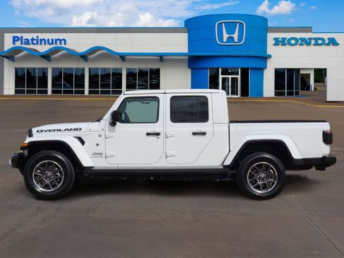 Used 2022 Jeep Gladiator Overland w/ Popular Equipment Package image 3