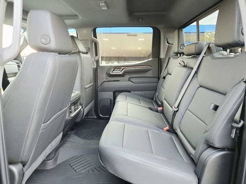 New 2026 Chevrolet Silverado 1500 LT Trail Boss w/ LT Trail Boss Premium Package AWD/4WD image 12