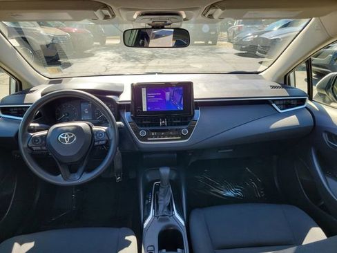 Used 2025 Toyota Corolla LE FWD image 22