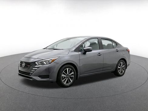 Used 2025 Nissan Versa SV FWD image 3