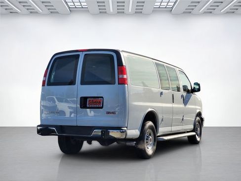 Used 2024 GMC Savana 2500 w/ Driver Convenience Package RWD image 5