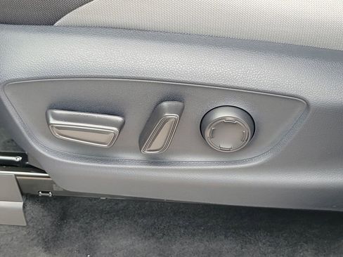 New 2025 Toyota Tacoma TRD Off-Road image 29