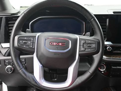 Used 2024 GMC Sierra 1500 Elevation w/ Elevation Premium Package AWD/4WD image 11