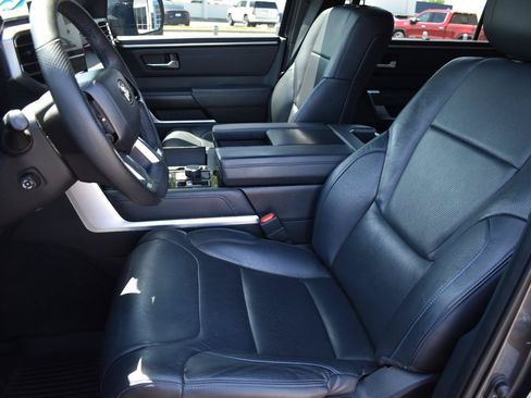 Used 2023 Toyota Sequoia Platinum AWD/4WD image 25