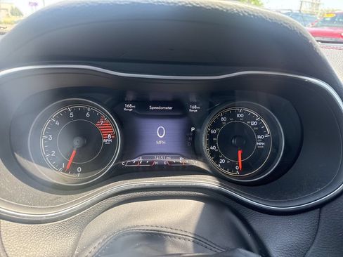 Used 2022 Jeep Cherokee Trailhawk w/ Trailer Tow Group AWD/4WD image 6