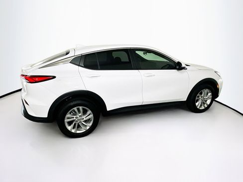 Used 2025 Buick Envista Preferred image 10