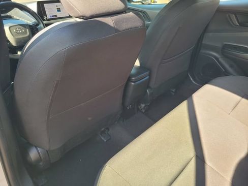 Used 2023 Toyota Prius LE FWD image 14