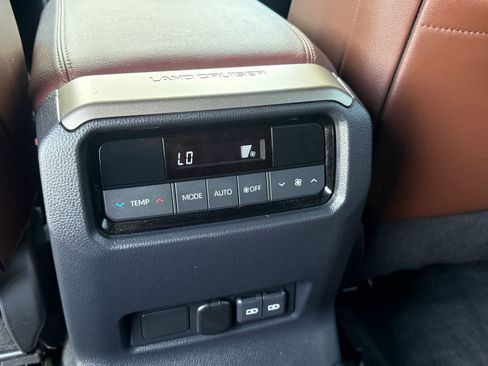 Used 2025 Toyota Land Cruiser AWD/4WD image 28
