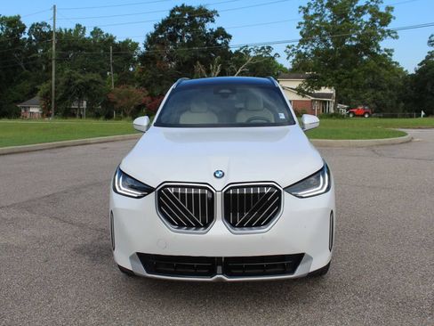 Used 2025 BMW X3 xDrive30i w/ Premium Package AWD/4WD image 5