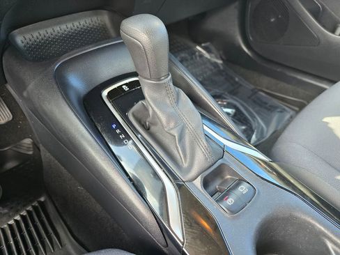 Used 2020 Toyota Corolla LE image 21