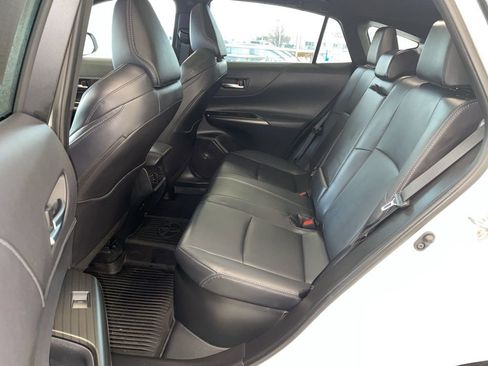 Used 2024 Toyota Venza Nightshade image 12