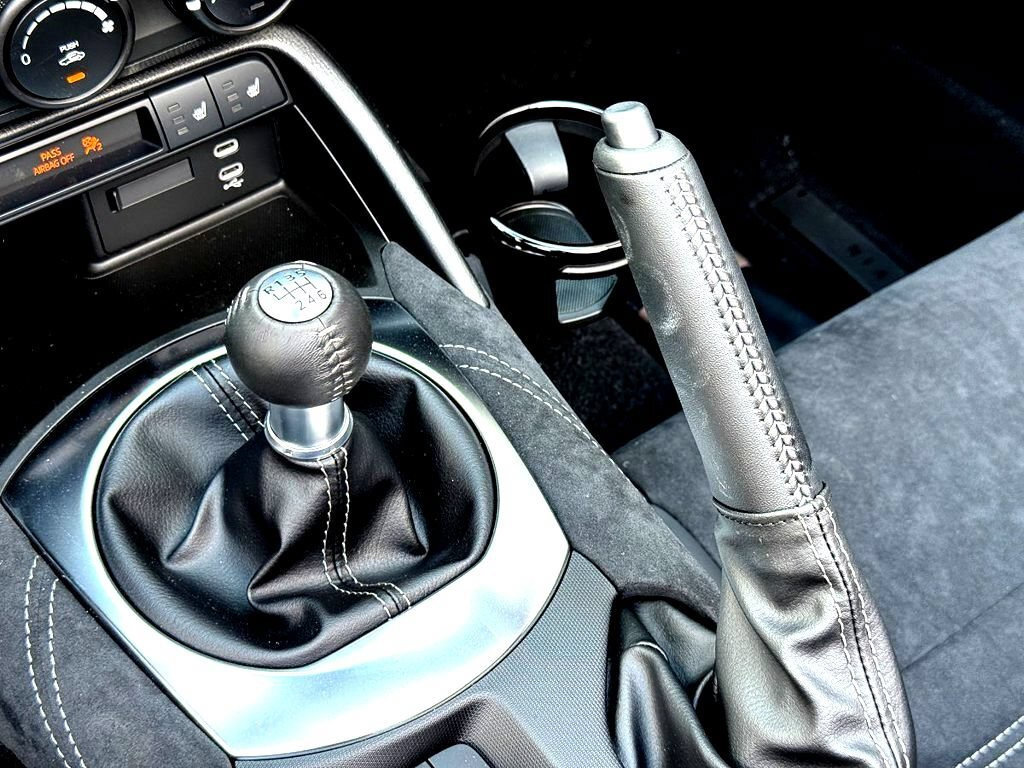 New 2026 MAZDA MX-5 Miata Club w/ Brembo/BBS/Recaro Package RWD image 18