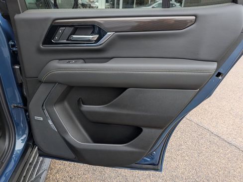 New 2026 GMC Yukon Elevation w/ Elevation Premium Package AWD/4WD image 27