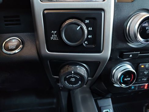 Used 2018 Ford F150 Platinum w/ Equipment Group 701A Luxury image 10