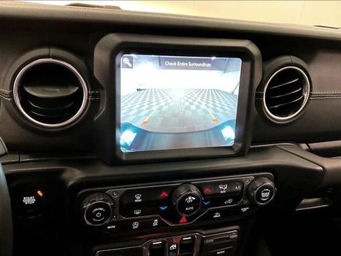 Used 2022 Jeep Gladiator Overland w/ Popular Equipment Package image 28