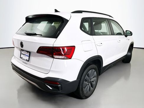 Used 2024 Volkswagen Taos S image 7