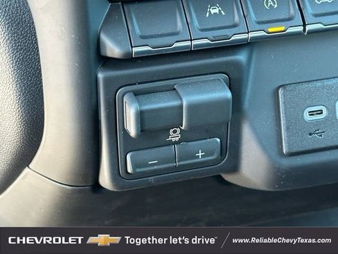 New 2026 Chevrolet Silverado 1500 Custom Trail Boss w/ LPO, Dark Essentials Package AWD/4WD image 19