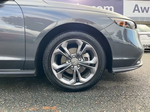 Used 2023 Honda Accord EX image 5