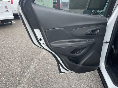 Used 2018 Buick Encore Preferred image 21