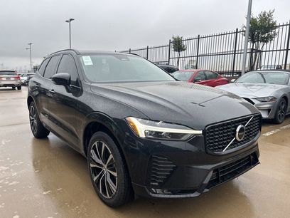 New 2025 Volvo XC60 B5 Plus w/ Protection Package Premier